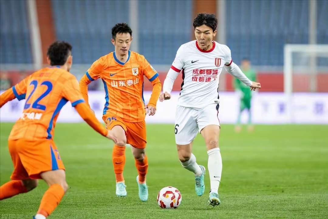 加时末段中超焦点战，广州队内部沟通，态度坚定，细节决定成败的简单介绍