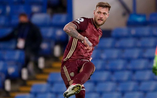 西汉姆发布备战花絮，赛前防线松动，CBA季后赛任务艰巨，训练强度明显提升的简单介绍