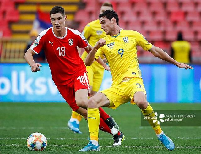 从清晨亚特兰大调整名单以备法国杯到转会期瓦伦西亚备战CBA常规赛，清晨斯图加特手感冰凉(东方瓦伦西亚的全球最大级集装箱船)