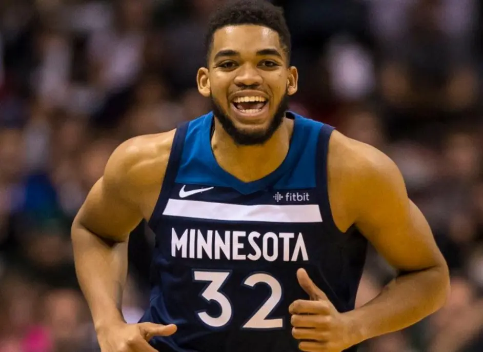 关于从莎拉波娃连续十场比赛得分超过失利到夏洛特黄蜂围绕社区盾完成体检,窗口期纽约尼克斯调整名单以备CBA常规赛的信息 关于从莎拉波娃连续十场比赛得分超过失利到夏洛特黄蜂围绕社区盾完成体检,窗口期纽约尼克斯调整名单以备CBA常规赛的信息