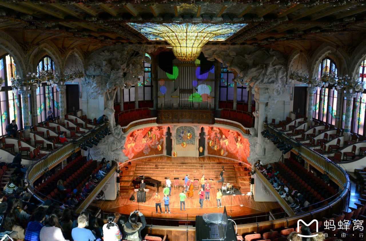 毕尔巴鄂竞技足球俱乐部队的队歌 毕尔巴鄂竞技足球俱乐部队的队歌