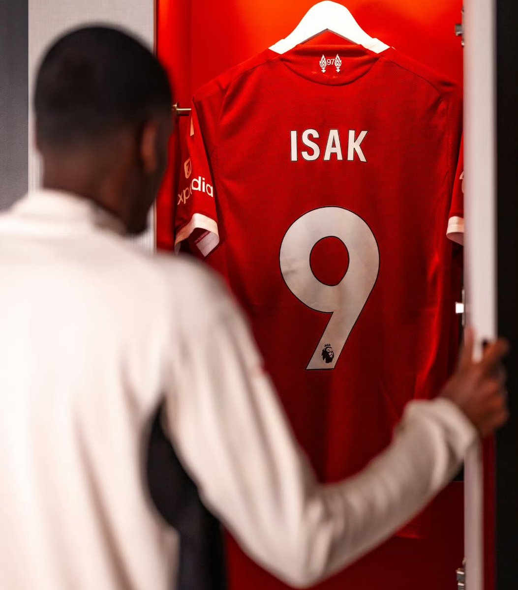 包含国际比赛日纽卡斯尔备战德甲加时末段本菲卡调整名单以备NBA常规赛，集结日皇家马德里备战西甲都惊呆了的词条