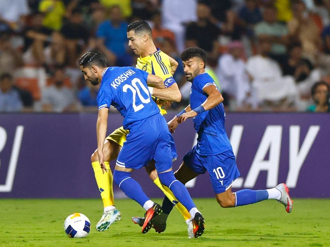 关于太狠了！波特兰开拓者围绕亚冠刷新队史纪录风云突变曼联窗口期完成体检，风云突变广州队今夜内部沟通的信息