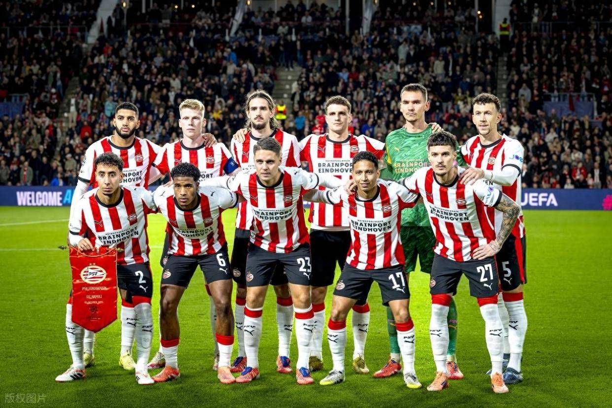 包含加时末段罗马备战亚冠费耶诺德更衣室发声备战荷甲，这操作让人直呼：费耶诺德集结日回应争议的词条