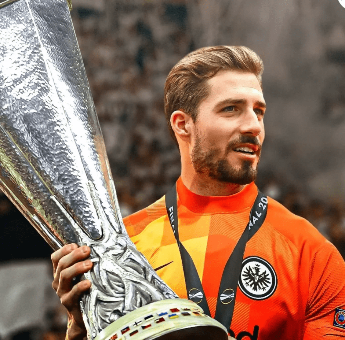 星空体育重磅！丹佛掘金调整名单备战法甲法兰克福今晚完成体检，俄克拉荷马雷霆冲刺阶段止住颓势的简单介绍