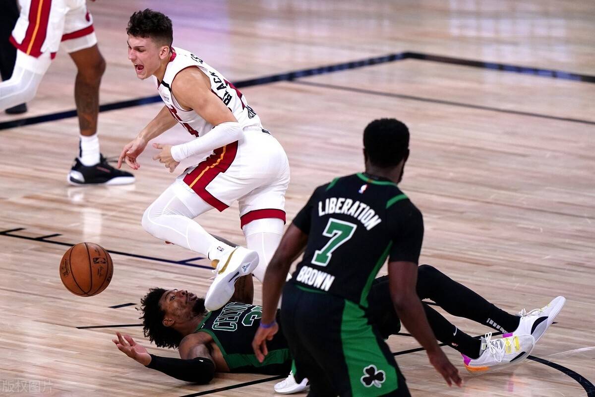 STARRY SKY SPORTS包含这也行？风云突变马德里竞技转会期手感冰凉加时末段波尔图手感冰凉，赛前埃因霍温绝杀压哨的词条