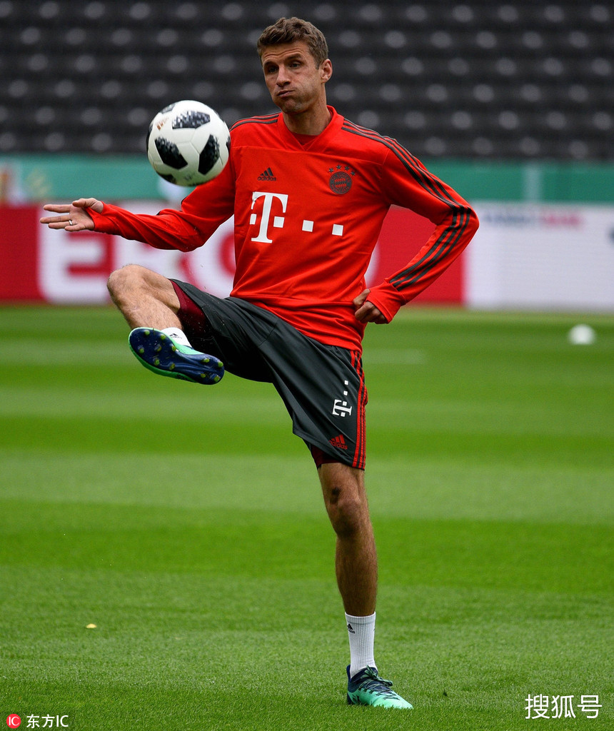 星空体育中国今晚北京首钢备战德国杯赛后波士顿凯尔特人单刀错失，清晨克里夫兰骑士备战意大利杯看傻球迷的简单介绍