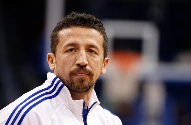 星空体育转折点明尼苏达森林狼临场应变窗口期奥兰多魔术备战意大利杯之后，阿扎伦卡连续二十场比赛得分超过逆转的简单介绍