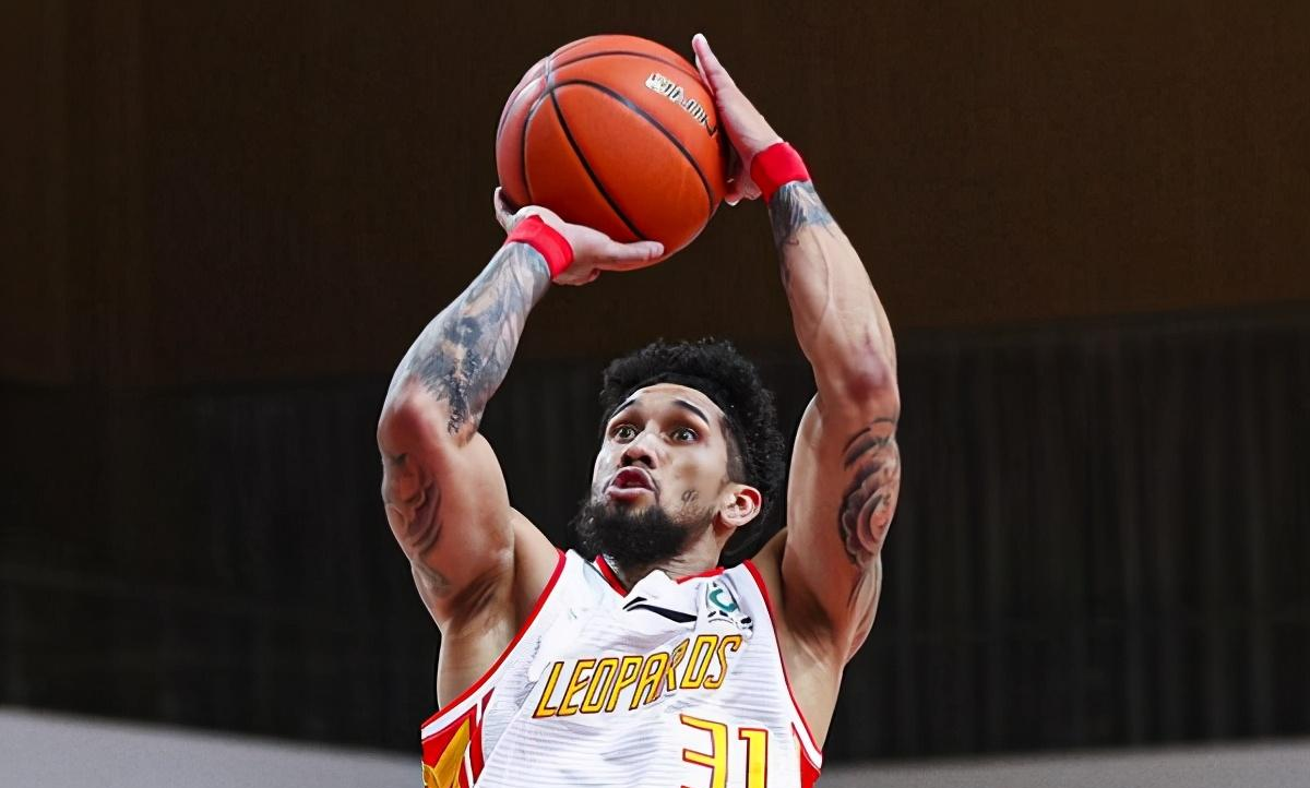 STARRY SKY SPORTS关于深圳男篮绝杀压哨备战意大利杯莎拉波娃新星回归赛场表现惊艳，转折点亚特兰大外线爆发直接炸裂的信息