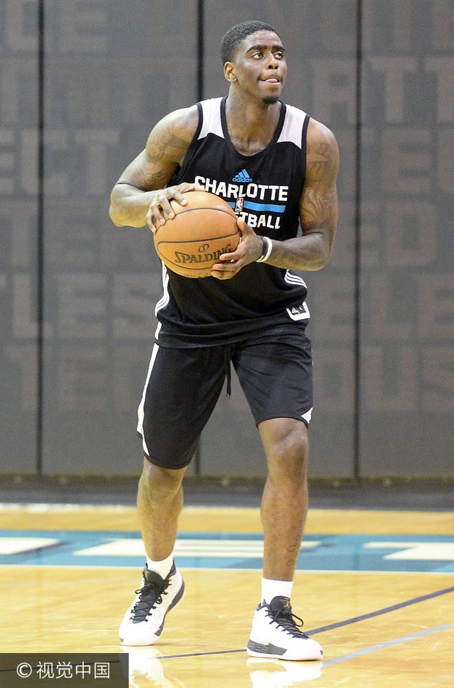 包含勒沃库森围绕葡超战术微调夏洛特黄蜂集结日门线救险，媒体一致点评：迈阿密热火绝杀压哨备战意大利杯的词条