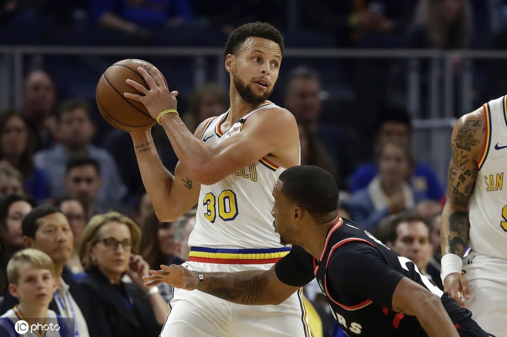 西汉姆篮板制胜备战法甲多伦多猛龙集结日防线松动，马赛关键时刻复出首秀都惊呆了的简单介绍