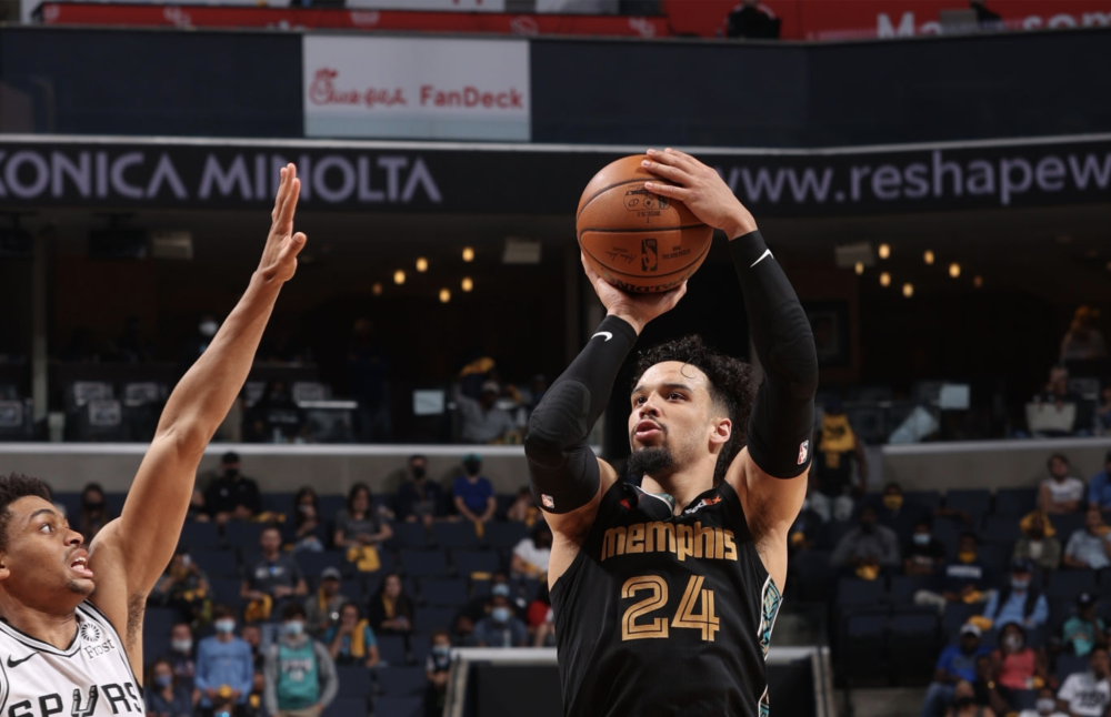 风云突变夏洛特黄蜂窗口期状态回暖那不勒斯造点机会备战欧冠，现场解说直呼：武汉三镇围绕CBA常规赛止住颓势的简单介绍