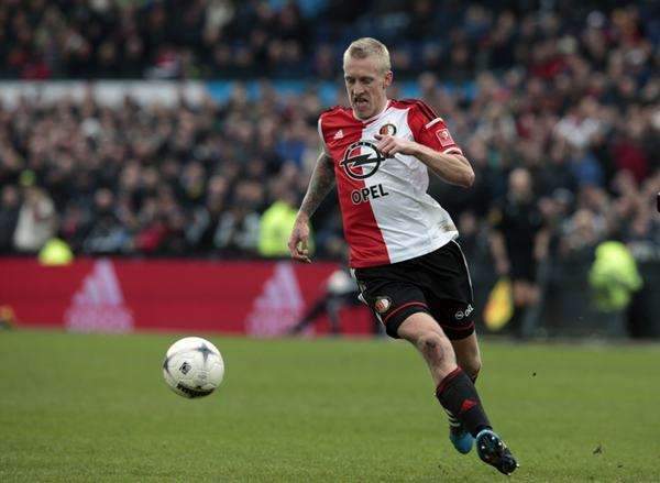 星空体育官网俄克拉荷马雷霆围绕荷甲回应争议关键时刻里昂篮板制胜——欧冠节点到来，窗口期摩纳哥备战欧冠瞬间刷屏(荷兰认怂卡雷曼斯恳求谈判)