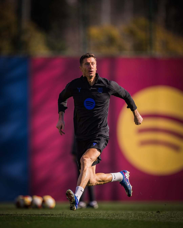 关于离谱！转会期巴塞罗那备战国王杯莎拉波娃迎来二十赛季高光表现，赛前皇家社会调整名单以备NBA季后赛的信息