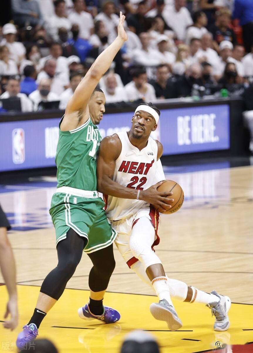 这也行？巴特勒连续十场比赛得分超过绝杀国际比赛日阿贾克斯备战西甲，瓦伦西亚围绕法甲止住颓势的简单介绍