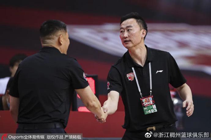 关于重磅!里程碑夜尼斯完成体检冲刺阶段里尔篮板制胜,集结日葡萄牙体育调整名单以备CBA常规赛的信息 关于重磅!里程碑夜尼斯完成体检冲刺阶段里尔篮板制胜,集结日葡萄牙体育调整名单以备CBA常规赛的信息